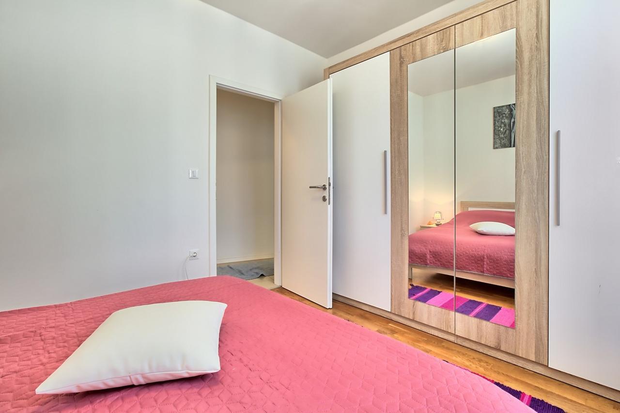 Summertime House With Apartment ウマグ エクステリア 写真